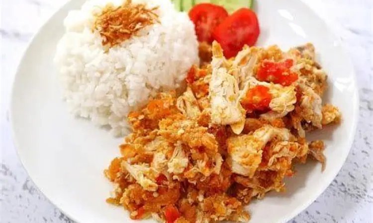 Ayam Geprek Sambal Bawang Gambar ayam geprek klasik sambal bawang pedas
