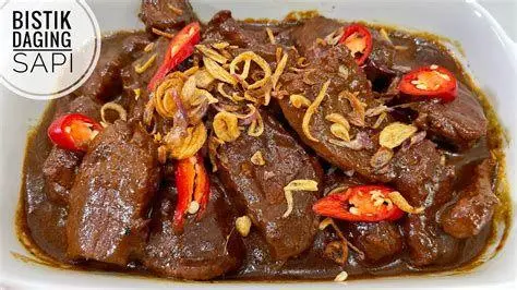 Marinasi Daging Sapi Proses marinasi daging sapi dengan bumbu rempah