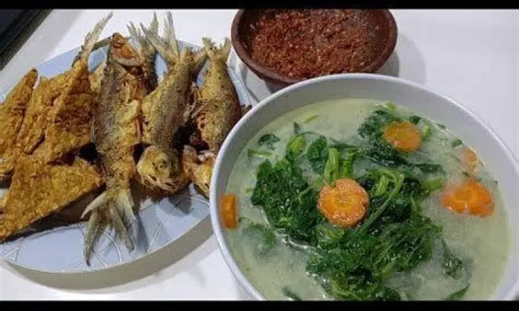 Menu Lengkap Sayur Bobor sajian lengkap sayur bobor dengan lauk pendamping