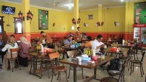 Sejarah Bakso Titoti H. Slamet Terimo pendiri bakso titoti