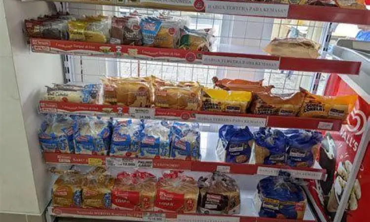 Varian Sari Roti di Alfamart