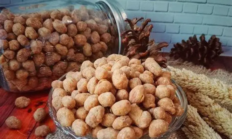 Olahan Kacang Tanah Kupas Masakan bumbu kacang tradisional Indonesia