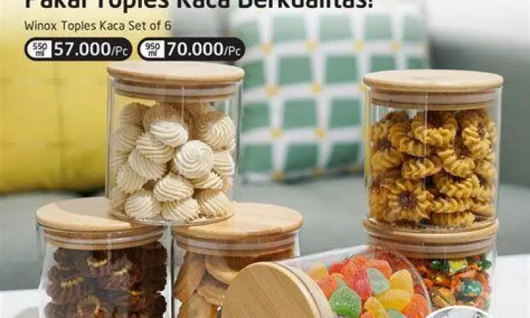 Penyimpanan kue telur gabus dalam toples kedap udara