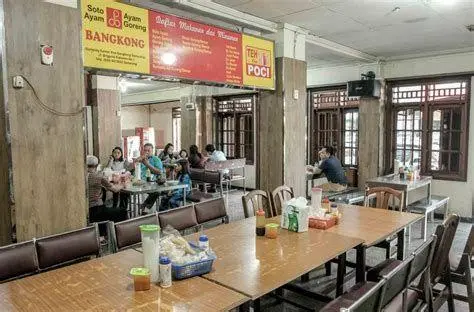 Legenda Soto Bangkong Warung Soto Bangkong yang legendaris di Semarang