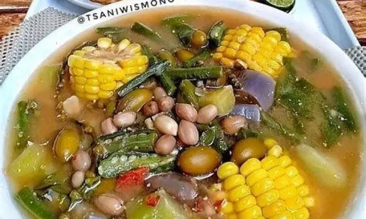 Bumbu Rahasia Sayur Asem Bumbu halus untuk sayur asem betawi di atas cobek