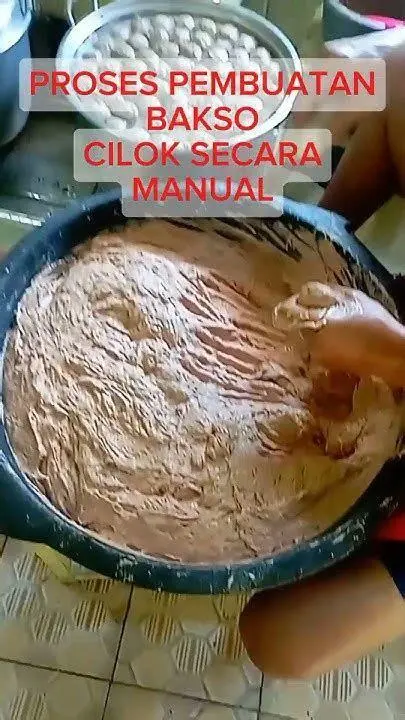 Pembuatan Bakso Sapi Ilustrasi pembuatan bakso sapi berkualitas