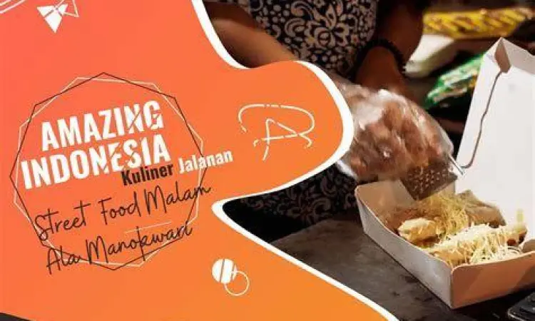 Penjual makanan kaki lima yang ramai pembeli