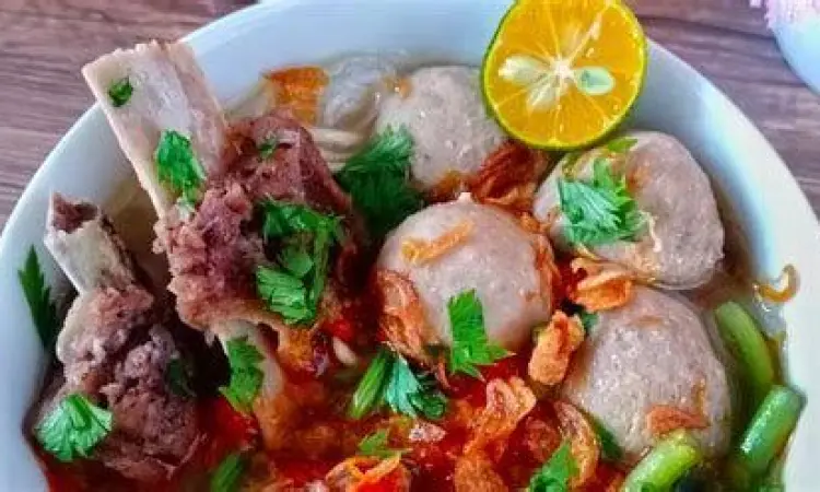 Teknik Plating Bakso Teknik plating bakso kuah secara modern