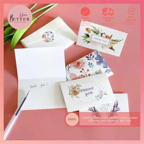 Sentuhan Personal pada Hampers Kartu ucapan personal di atas hampers kue kering