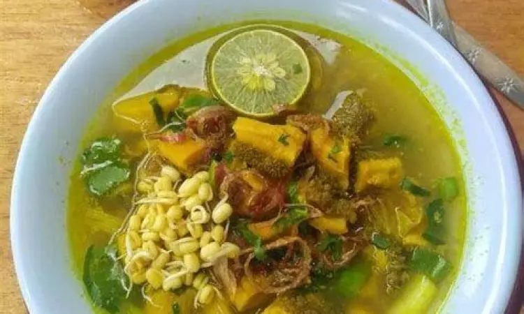 Bumbu rempah soto babat di atas cobek
