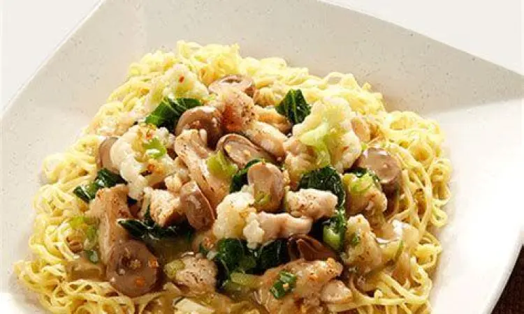 Bakmi Ayam Jamur legendaris dengan kuah terpisah