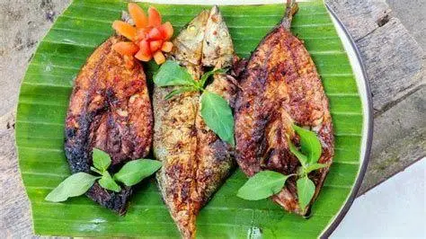 Ikan Bakar Spesial ikan bakar bumbu rempah lezat