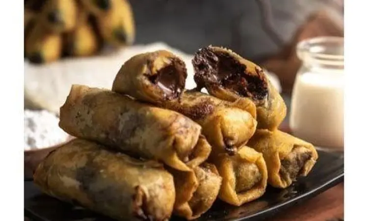 Piscok Lumer Premium Piscok lumer krispi dengan lelehan cokelat