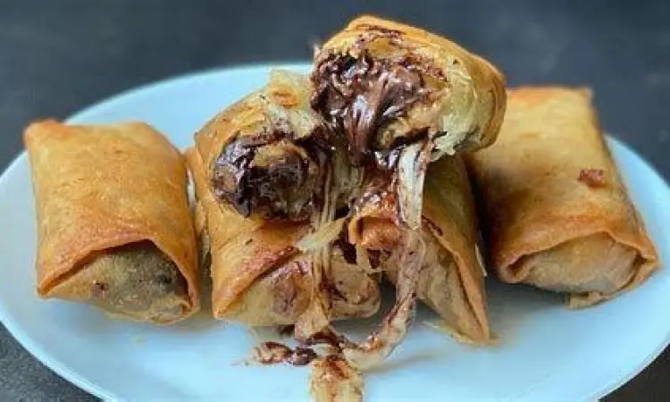 Proses pembuatan piscok lumer rumahan