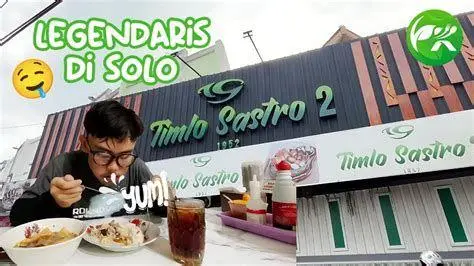 Warung Timlo Legendaris Warung makan timlo terkenal di Solo