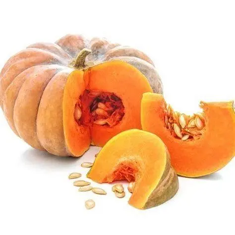 Labu Kuning Segar buah labu kuning segar yang siap diolah menjadi puding