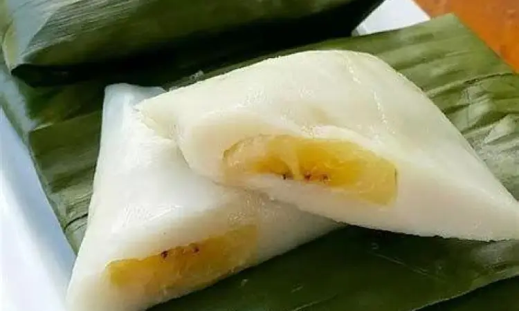 Kue Nagasari Putih Bersih Tekstur putih bersih kue nagasari yang lembut