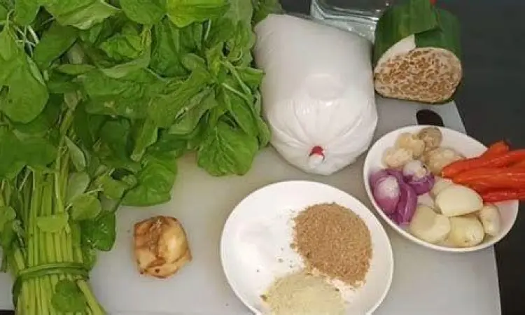 Bahan Bumbu Halus Bobor Bumbu halus sayur bobor terdiri dari bawang merah, bawang putih, kencur, dan ketumbar
