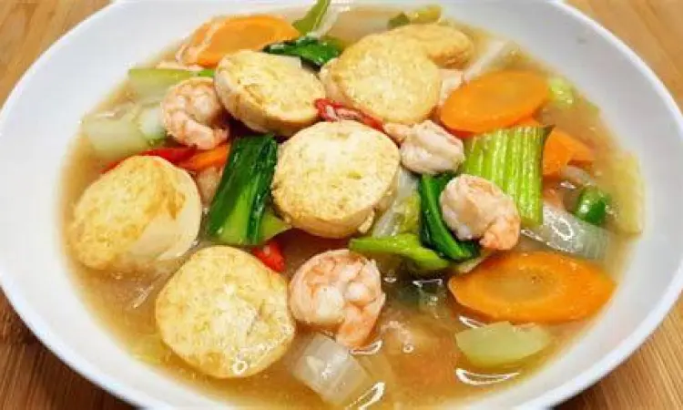 Bahan-bahan segar untuk membuat sapo tahu