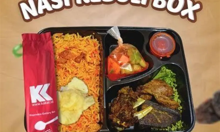 Nasi Kebuli Box Praktis Kemasan nasi kebuli box praktis