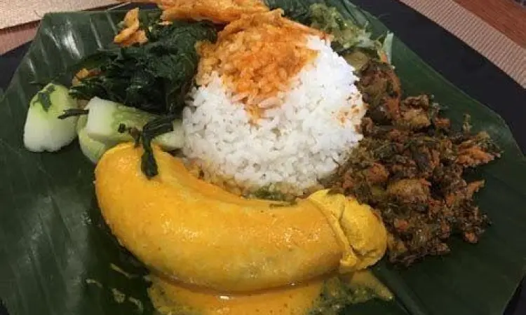 Gulai Tambusu Autentik Detail tekstur gulai tambusu nasi kapau