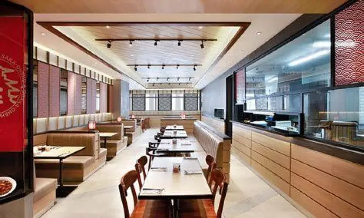 Desain interior rumah makan ayam modern