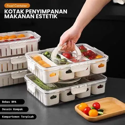 Sistem Penyimpanan Pangan Rak dapur yang rapi dengan berbagai toples makanan awetan
