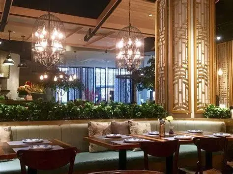 Restoran Keluarga di Puri Suasana restoran keluarga di kawasan Puri Indah