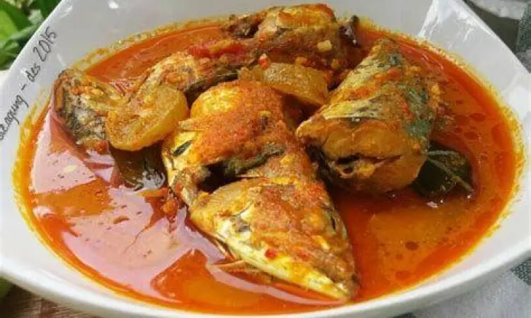 Bahan rempah tradisional untuk bumbu asam padeh