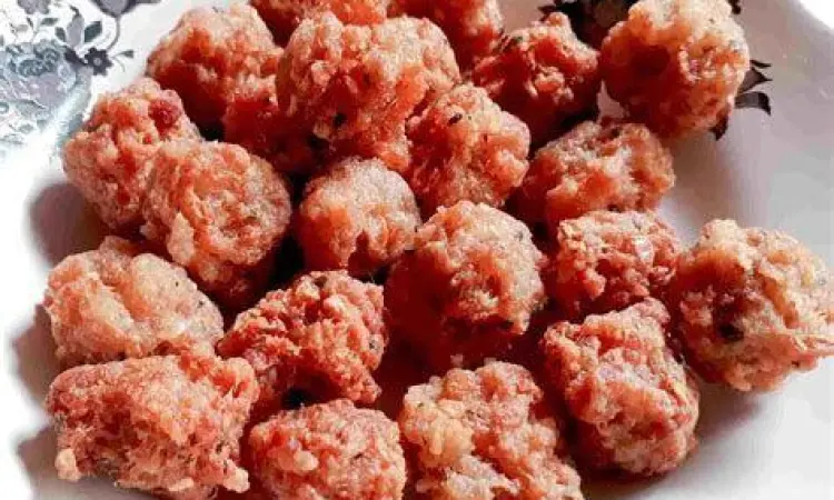 Bakso Goreng Pendamping Setia Bakso goreng babi 3m yang renyah dan gurih