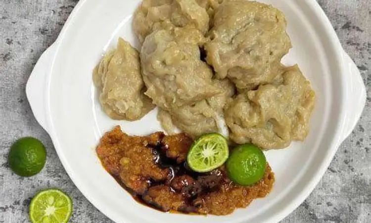 Pemilihan Ikan Tenggiri Segar Bahan baku ikan tenggiri segar untuk siomay