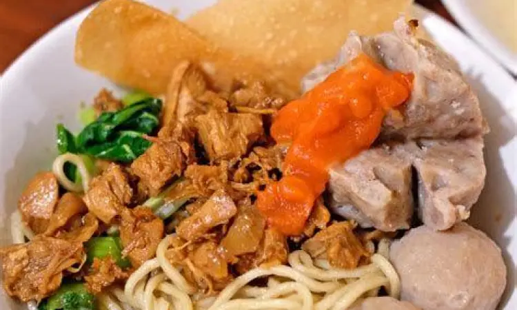 Mie Ayam Bakso Yunus Tebet porsi mie ayam bakso yunus yang legendaris
