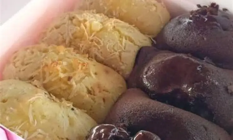 Proses Bakar Kue Balok proses pembuatan kue balok bandung menggunakan arang