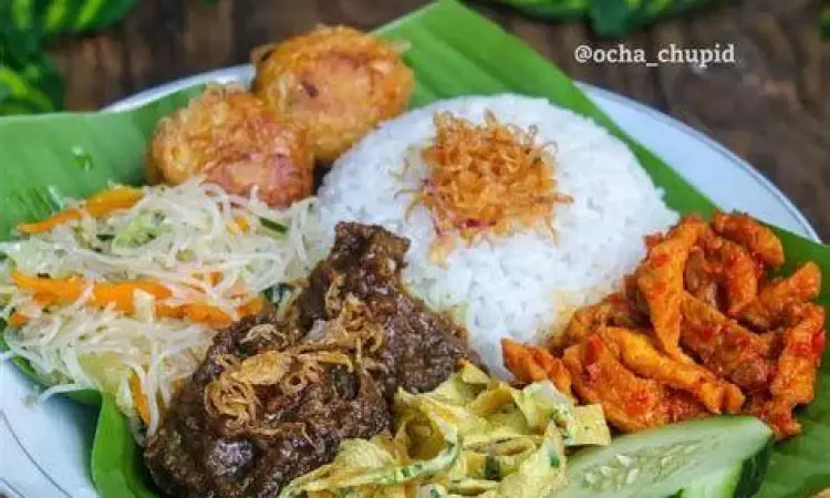Menu Nasi Rames Sehat Pilihan menu nasi rames sehat dengan sayuran hijau