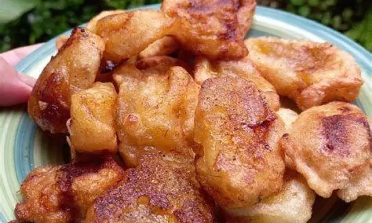 Pisang Kepok Goreng Olahan pisang kepok goreng krispi