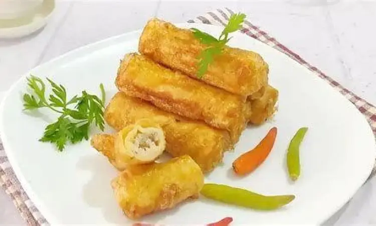 proses menggoreng sosis solo untuk timlo