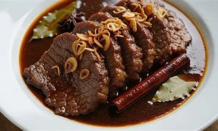 Proses menumis bumbu halus untuk daging lapis