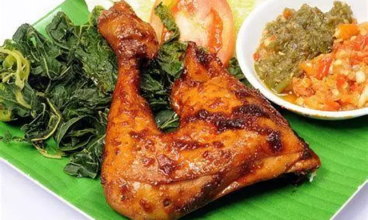 Sambal Terasi Spesial Sambal terasi merah sebagai pendamping lalapan