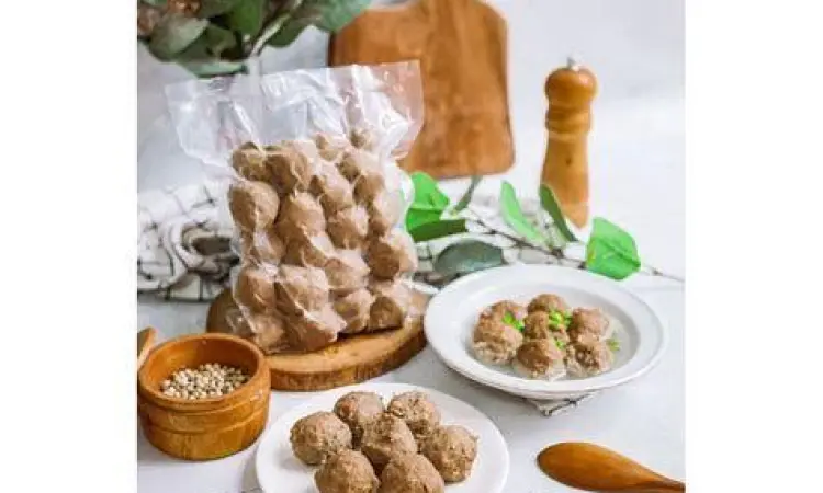 Tekstur Bakso Urat bakso urat besar dengan serat daging yang terlihat