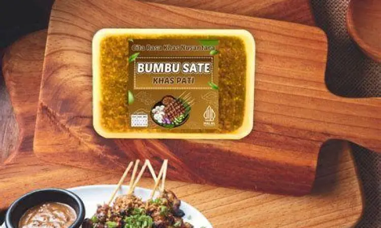 Aneka rempah tradisional untuk bumbu sate daging