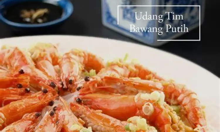 Udang rebus legendaris dengan saus rahasia Jun Njan