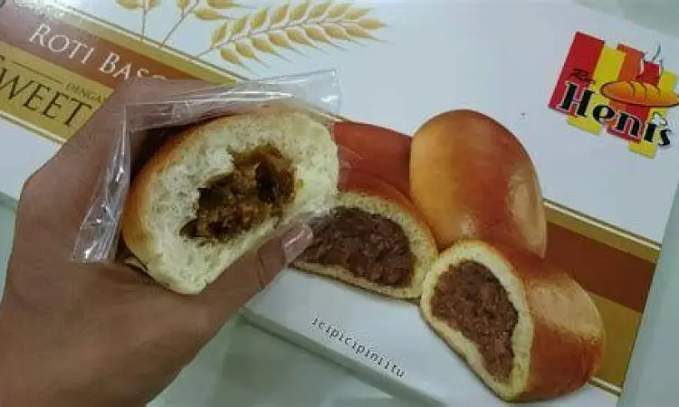 Daftar menu lengkap Henis Bakery