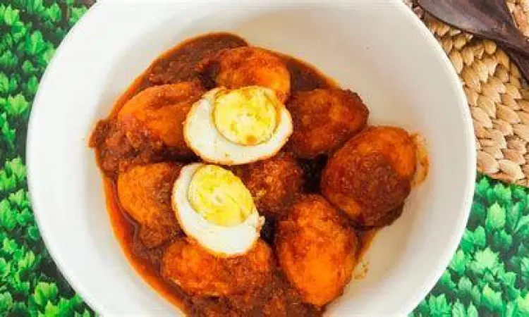 Inspirasi Penyajian Telur Bumbu Bali plating estetis telur bumbu bali