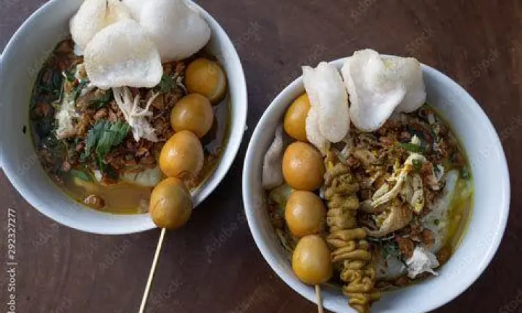 Berbagai pilihan sate sebagai pendamping bubur ayam